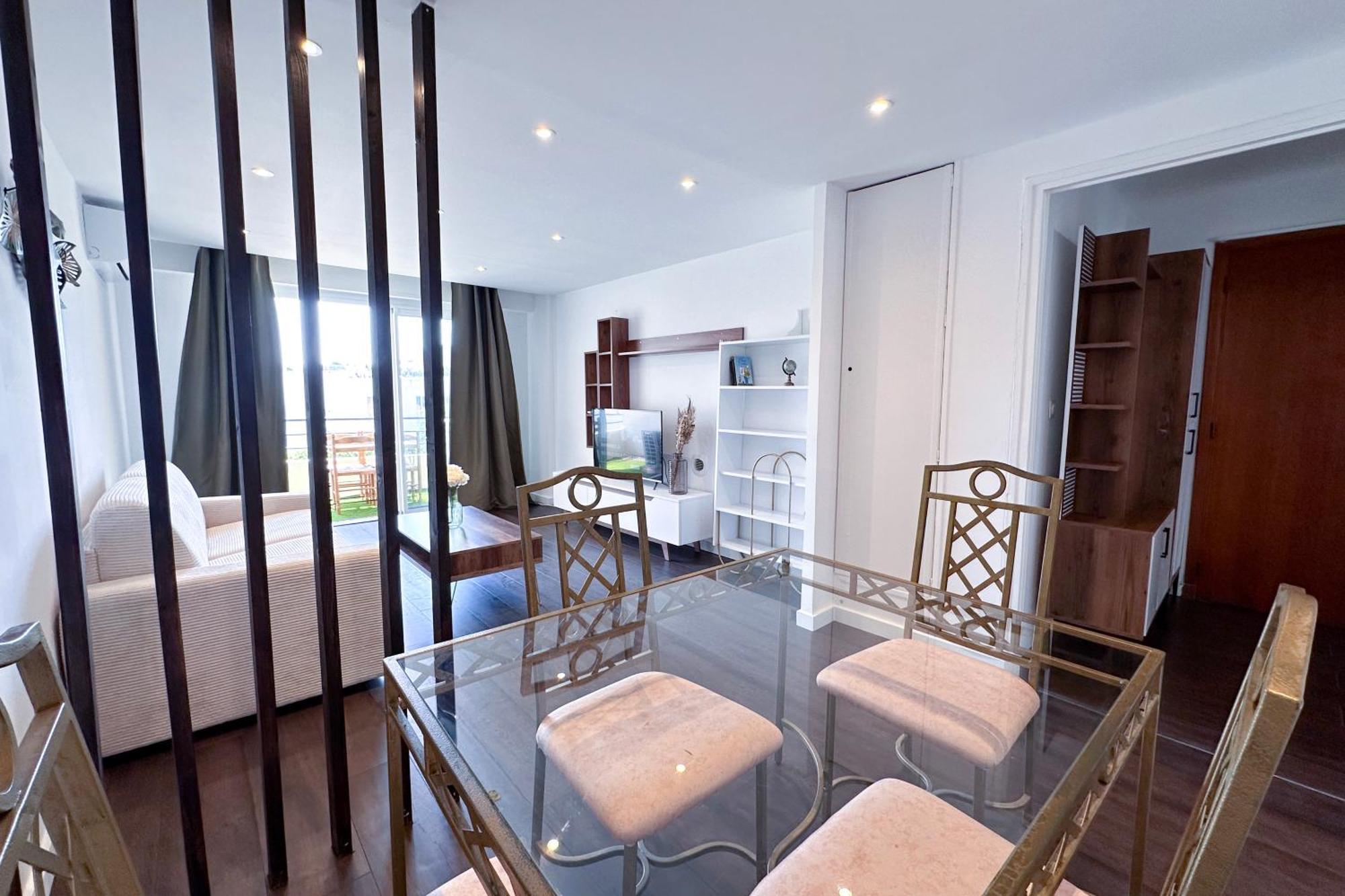 Poincare 4 - Lumineux, Renove, Central Et Calme A Juan Les Pins Antibes Eksteriør billede